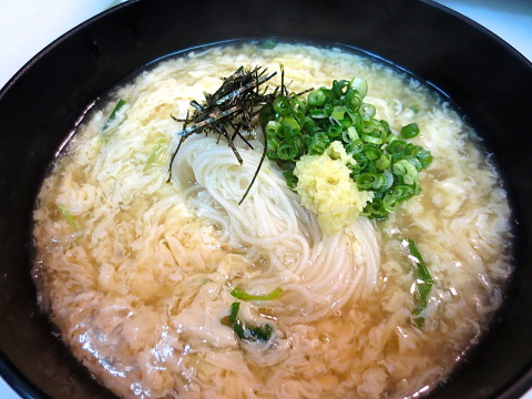 鶏卵煮麺