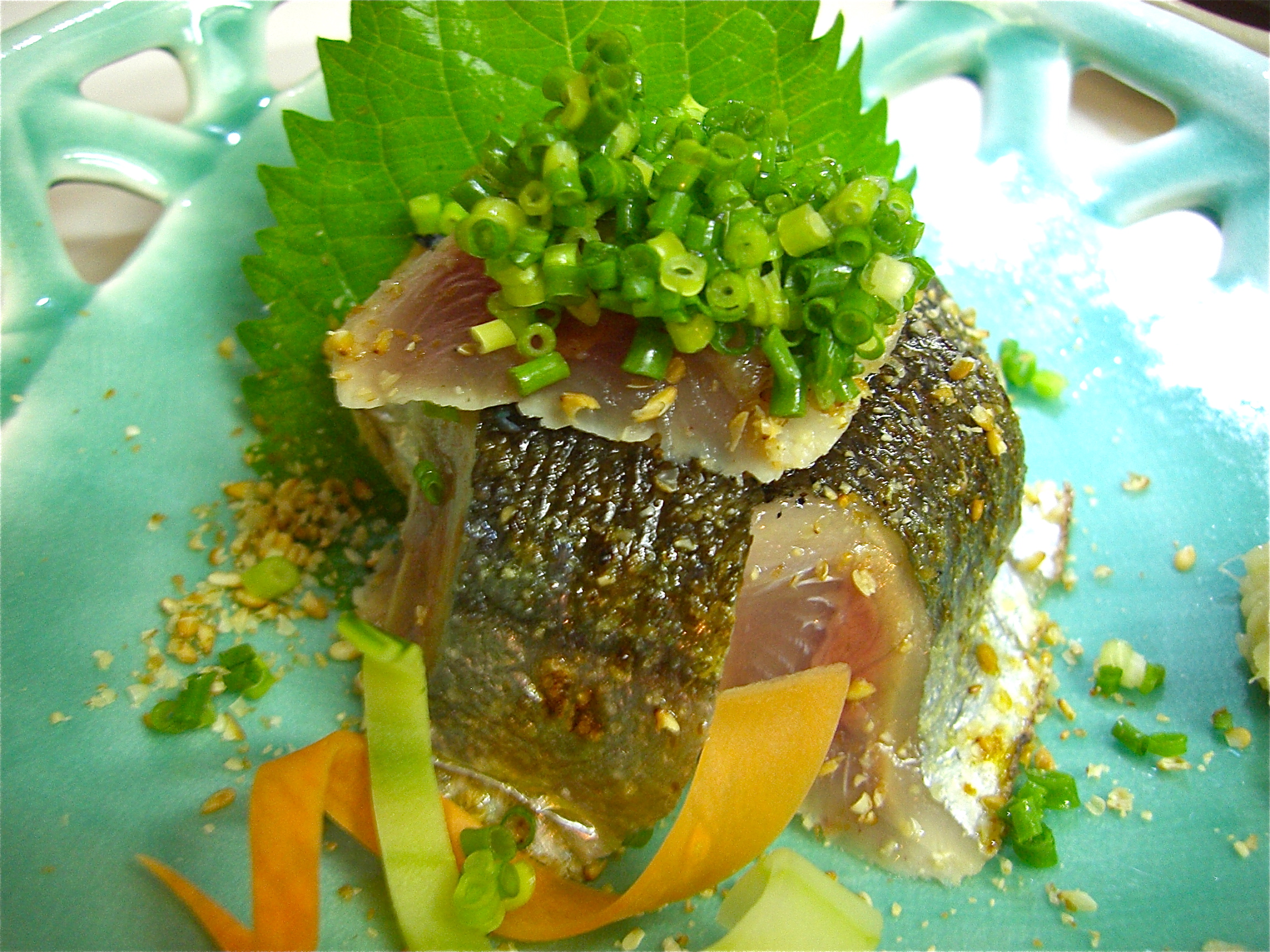 秋刀魚（さんま）の焼き霜造り（秋刀魚料理２）