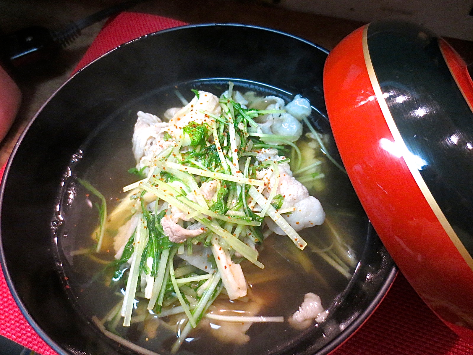 松茸と水菜とアグー豚あっさり煮