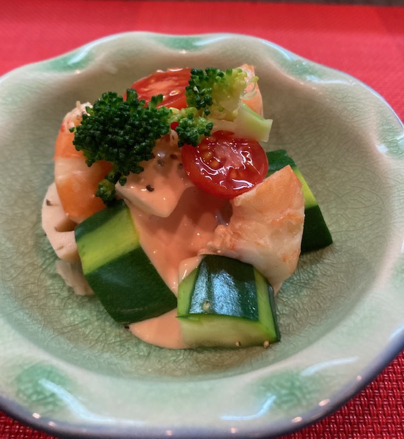 ズッキーニ、海老、ブロッコリー和え物